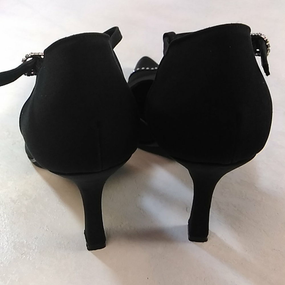 Versani made in Italy heels Black Color size 7 - Picture 5 of 12
